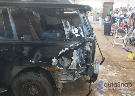 2015 Chevrolet Tahoe Lt z USA, uszkodzony, nr VIN 1GNSKBKC2FR210407